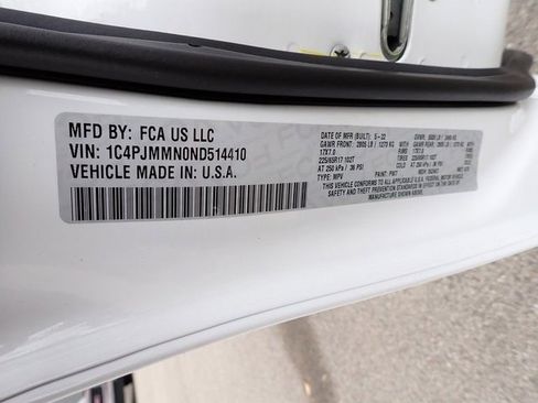 Certified 2022 Jeep Cherokee Latitude Lux w/ Sun & Sound Group image 23