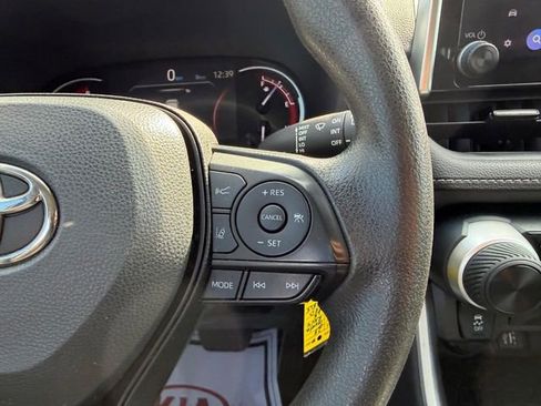 Used 2023 Toyota RAV4 LE image 10