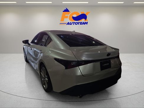 Used 2024 Lexus IS 300 w/ Comfort Package RWD image 2