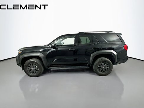 Used 2025 Toyota 4Runner SR5 AWD/4WD image 6