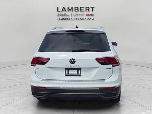 Used 2024 Volkswagen Tiguan SE AWD/4WD image 4