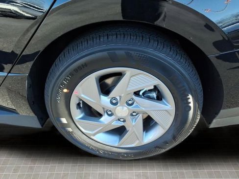 New 2026 Hyundai Sonata SE FWD image 10