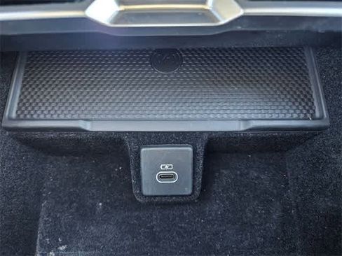 Used 2023 Land Rover Range Rover SE image 33