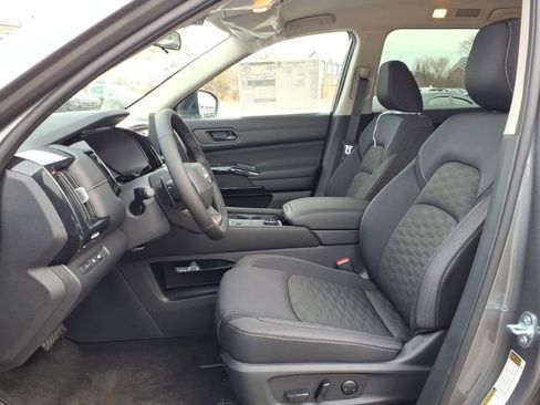 New 2026 Nissan Pathfinder SV image 26