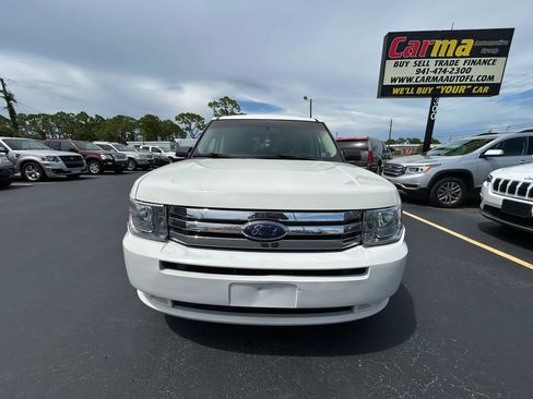 Used 2010 Ford Flex SE FWD image 7