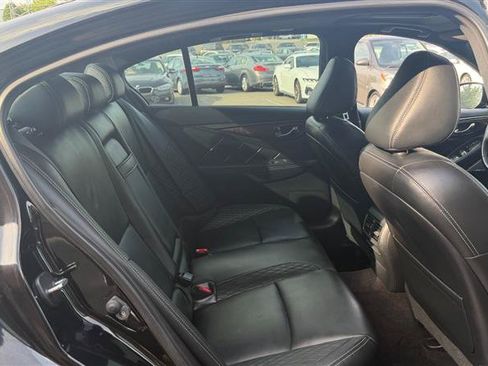 Used 2017 INFINITI Q50 Sport AWD/4WD image 17