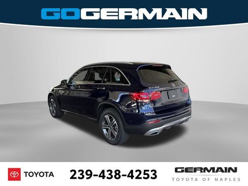 Used 2021 Mercedes-Benz GLC 300 image 4