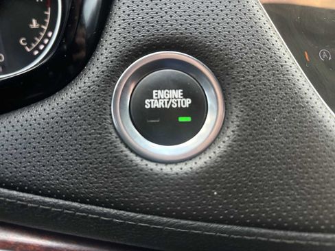 Used 2023 Cadillac XT5 Sportv AWD/4WD image 18