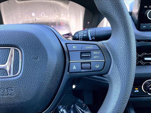 Used 2024 Honda Accord EX image 12