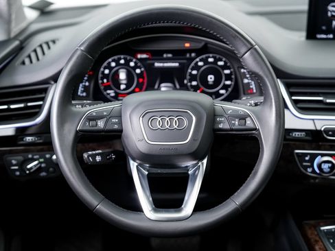 Used 2018 Audi Q7 3.0T Prestige AWD/4WD image 12