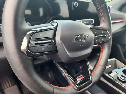 Used 2026 Chevrolet Equinox RS w/ Safety and Technology Package AWD/4WD image 18
