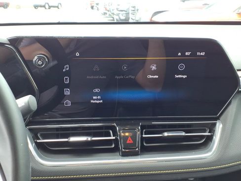 Used 2024 Chevrolet TrailBlazer ACTIV w/ Convenience Package FWD image 11