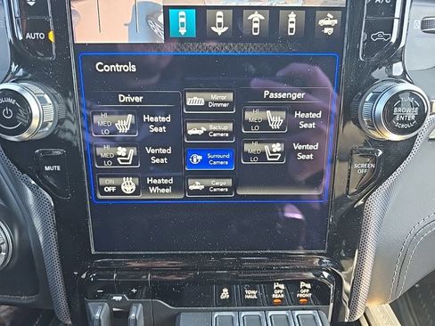 Used 2020 RAM 2500 Limited AWD/4WD image 22
