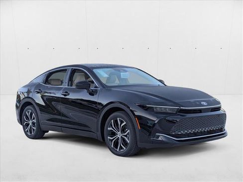 New 2026 Toyota Crown Limited image 7