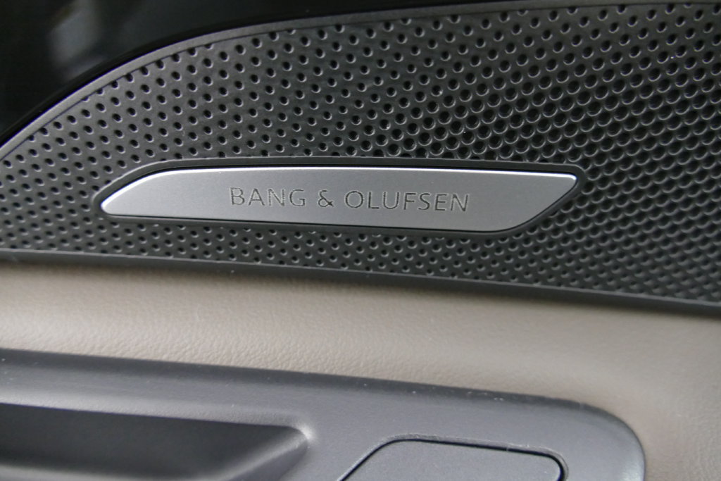 Certified 2025 Audi Q5 Premium Plus AWD/4WD image 12