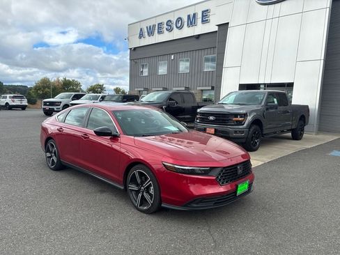 Used 2024 Honda Accord Sport image 36