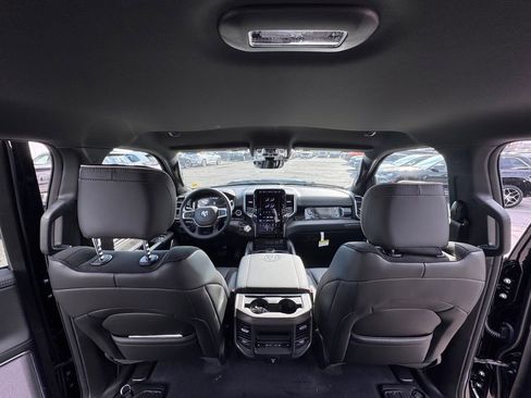 New 2026 RAM 1500 Laramie AWD/4WD image 24