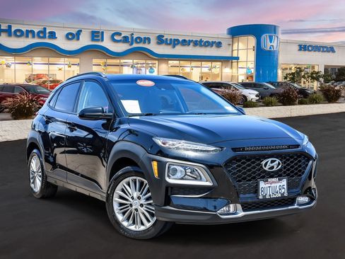 Used 2021 Hyundai Kona SEL Plus w/ Cargo Package FWD image 1