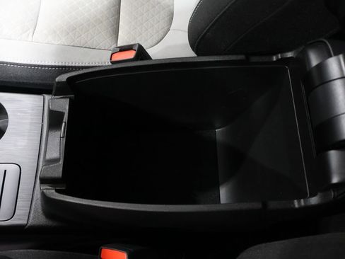 Used 2024 Ford Escape Active image 30