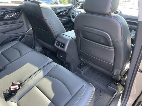 Certified 2022 GMC Terrain AT4 w/ Infotainment Package II AWD/4WD image 21
