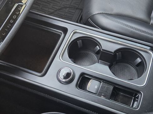 Used 2020 Lincoln Corsair FWD image 21