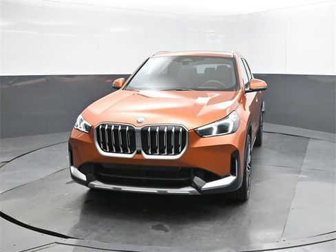 New 2025 BMW X1 xDrive28i w/ Technology Package image 30