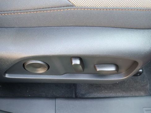 New 2026 Chevrolet Equinox ACTIV w/ Convenience Package III FWD image 46