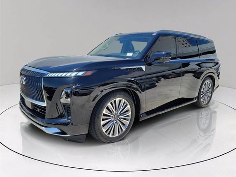 Used 2025 INFINITI QX80 Sensory AWD/4WD image 3