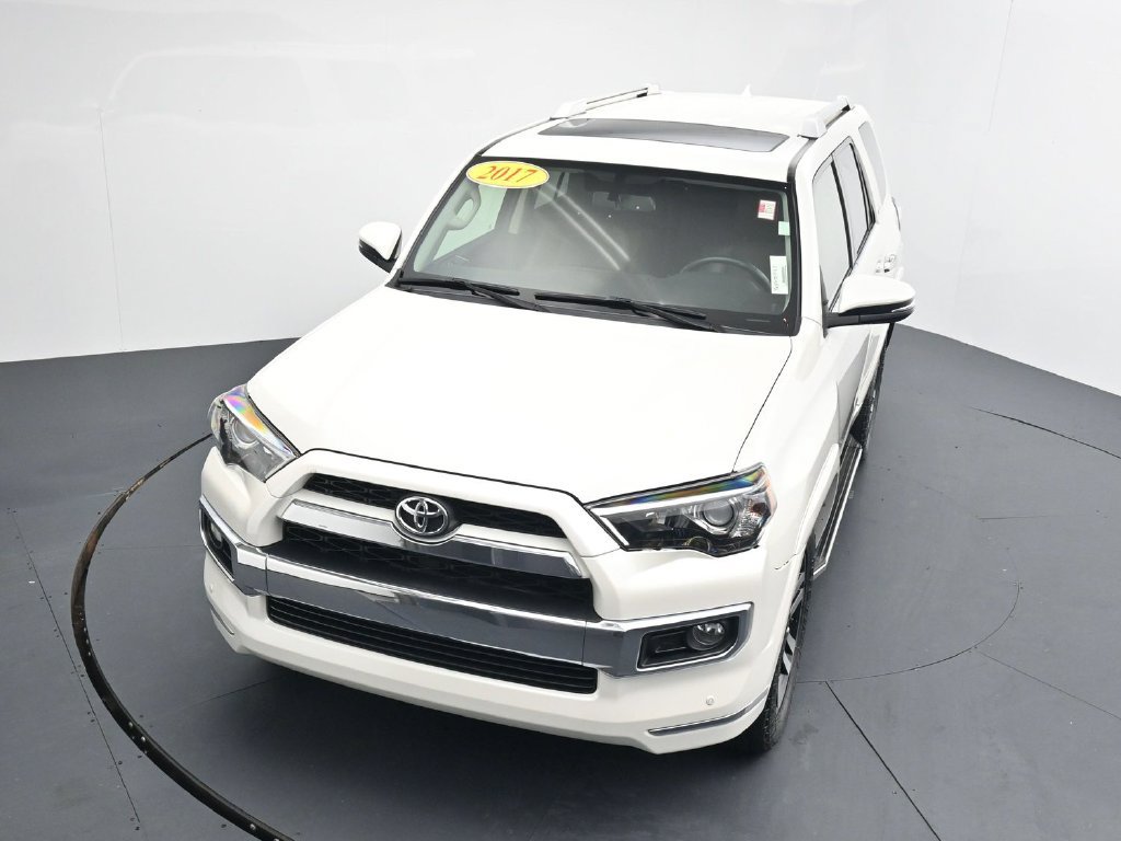 Used 2017 Toyota 4Runner Limited AWD/4WD image 31
