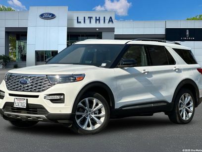 Certified 2023 Ford Explorer Platinum w/ Technology Package