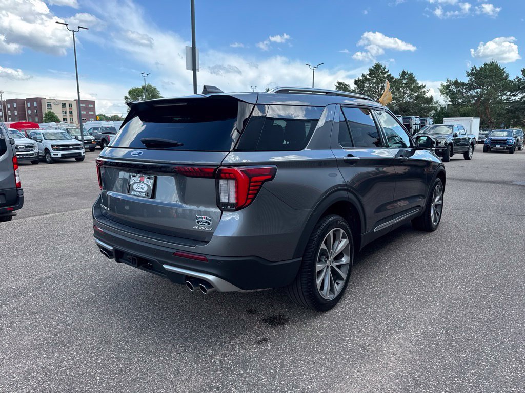 Used 2025 Ford Explorer Platinum w/ Ultimate Package AWD/4WD image 7