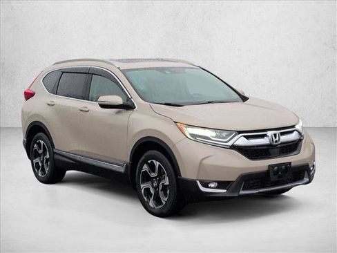 Used 2018 Honda CR-V Touring image 3