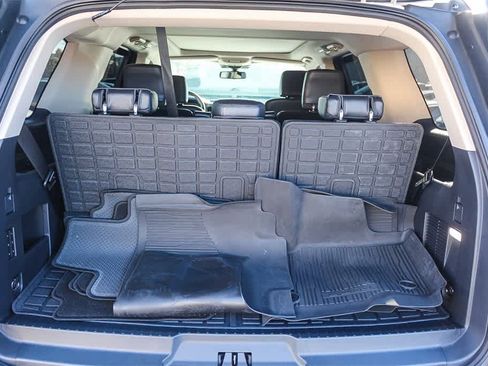 Used 2024 Ford Expedition XLT image 36