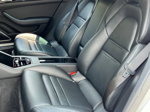 Certified 2023 Porsche Panamera 4S Executive AWD/4WD image 19