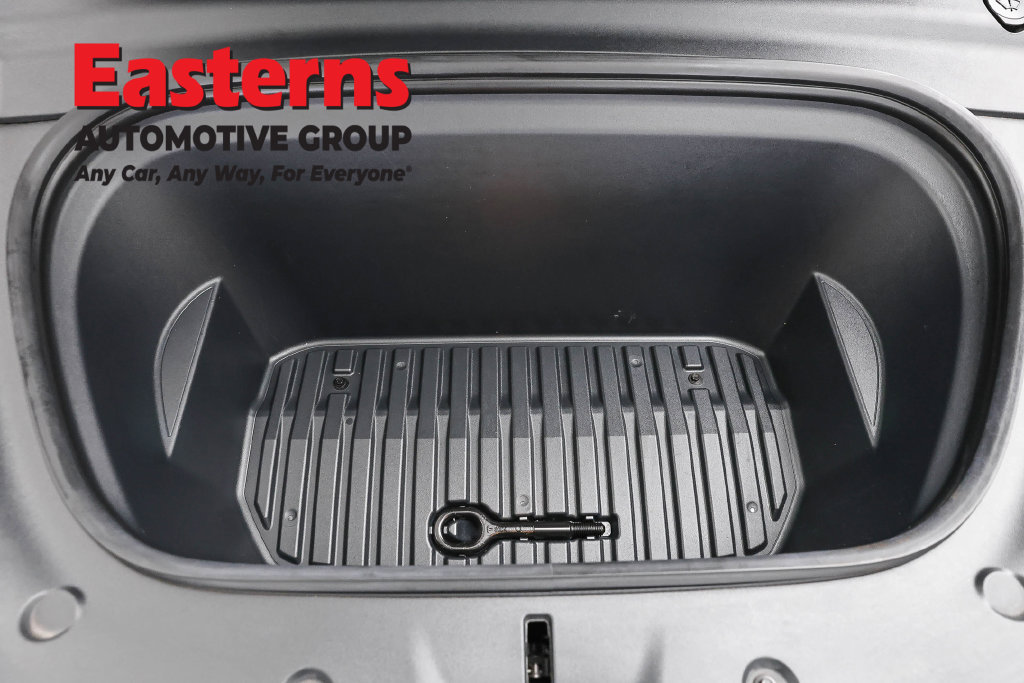 Used 2021 Tesla Model Y Long Range AWD/4WD image 8