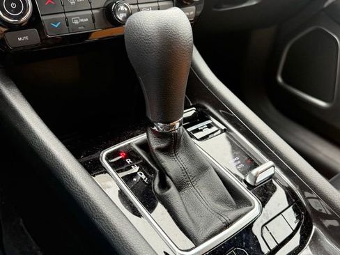 Used 2024 Jeep Compass Sport AWD/4WD image 26