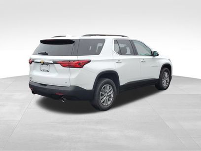 Used 2022 Chevrolet Traverse LT