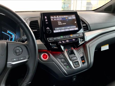 Used 2023 Honda Odyssey Sport image 14