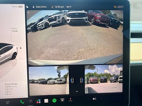 Used 2023 Tesla Model 3 Standard Range RWD image 17