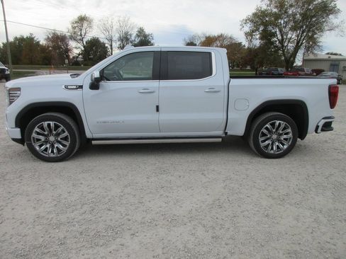 New 2026 GMC Sierra 1500 Denali image 8