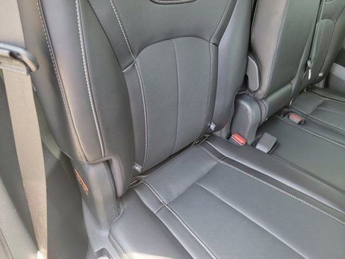 Used 2024 INFINITI QX60 Pure AWD/4WD image 12