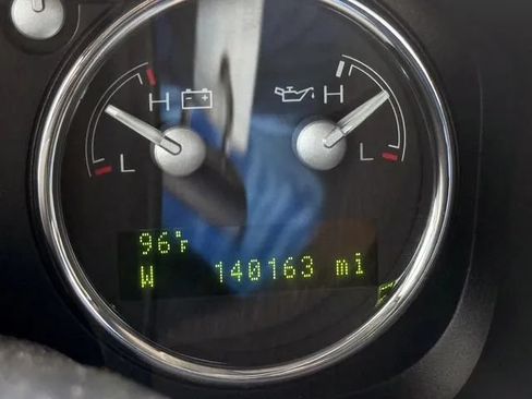 Used 2006 Lincoln Mark LT 2WD image 12