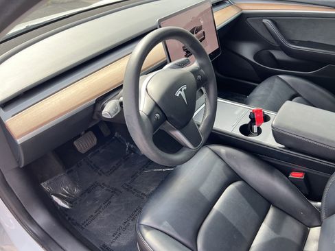 Used 2023 Tesla Model 3 Standard Range image 28