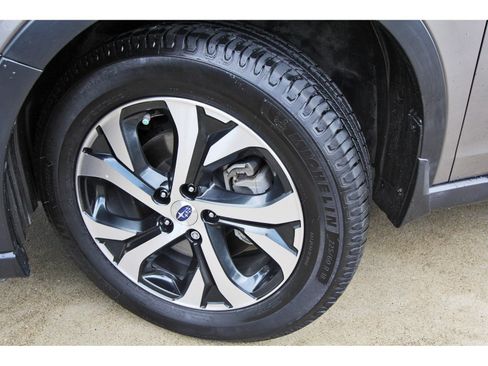 Used 2022 Subaru Outback Limited AWD/4WD image 28