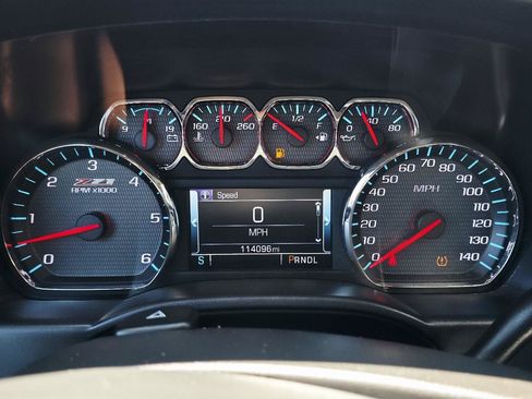 Used 2018 Chevrolet Silverado 1500 LT w/ All Star Edition AWD/4WD image 27