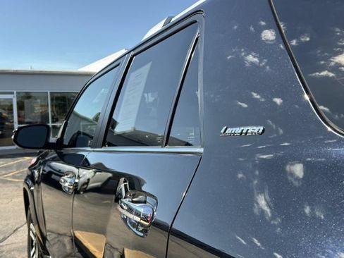 Used 2021 Toyota 4Runner Limited AWD/4WD image 7