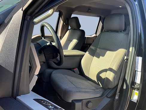 Used 2016 Ford F150 XLT w/ XTR Package image 22