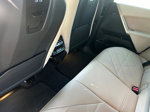 Certified 2023 BMW iX xDrive50 w/ Premium Package AWD/4WD image 15