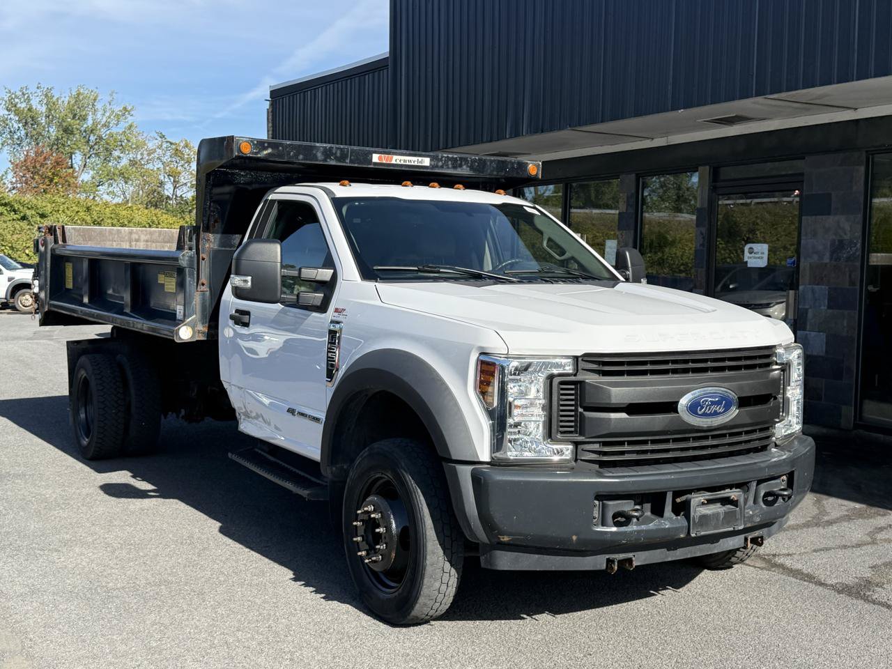 Used 2019 Ford F550 2WD Regular Cab Super Duty image 5