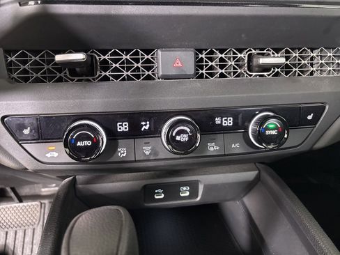 Used 2024 Honda Accord EX image 17